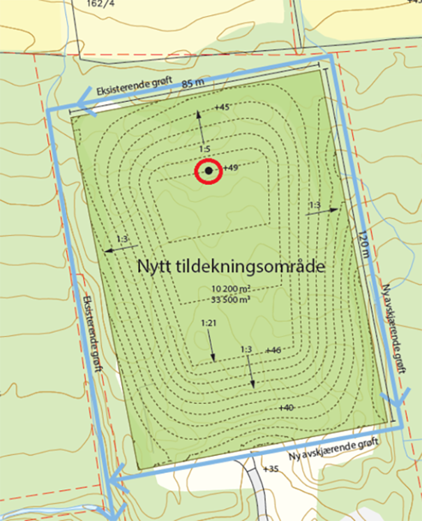 Oversikt over tildekkingsområde med høgdekoter og oksidasjonsvindu markert med raud ring. Foto: COWI. Kart som viser tildekkingsområde med høgdekoter og oksidasjonsvindu markert med raud ring.