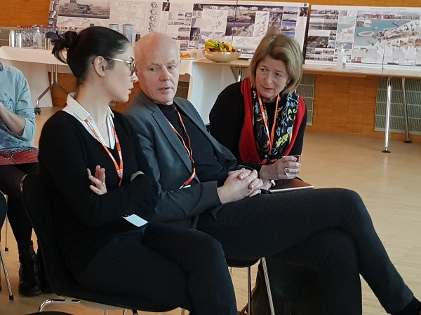 Fra venstre tolk Galina Mihailovna i samtale med AHO rektor Ole Gustavsen og UiT rektor Anne Husebekk. Foto Nezad Zdralovic