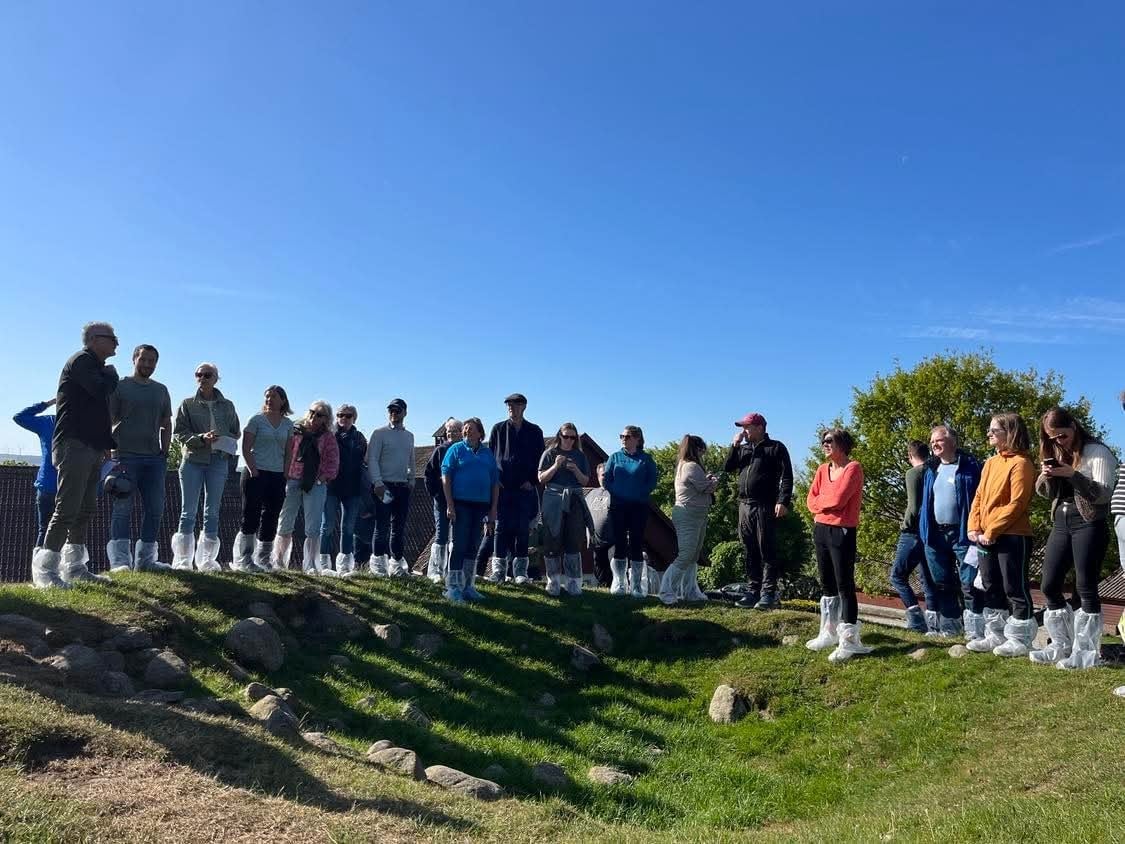 Besøk på Line gard, foto: Anfinn Rosnes