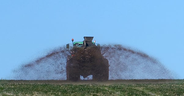 Gjødselspredning. Foto: Nono Dimby, Statsforvalteren i Rogaland