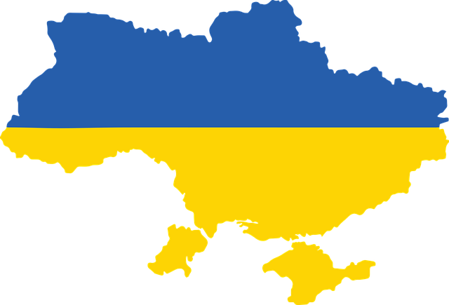 Ukraina Foto: pixabay.com. Omrisset av Ukraina i samme farger som Ukrainas flagg