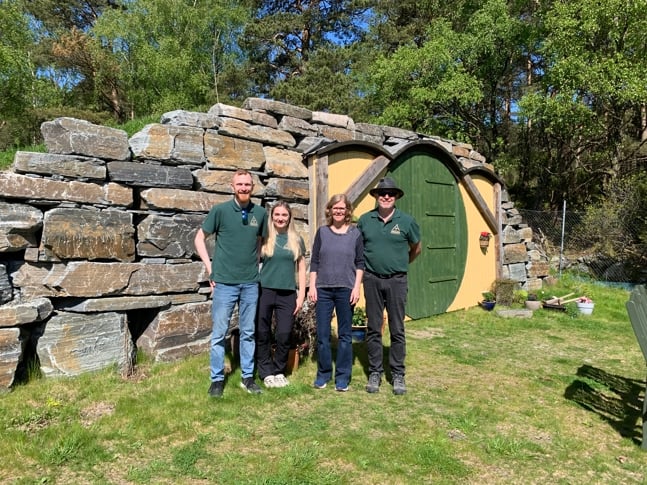 Opning av Norglamp i Ryfylke. Frå venstre Thomas, Natalia, Sissel Elisabeth og Reidar Helgesen.