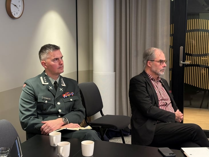 Trond Forbregd og landshövding Georg Andren