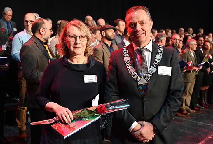 Foto: Statsforvalteren i Innlandet/Benedicte Kvalsund. Gruppebilde Nord-Aurdal fra statsborgerseremoni