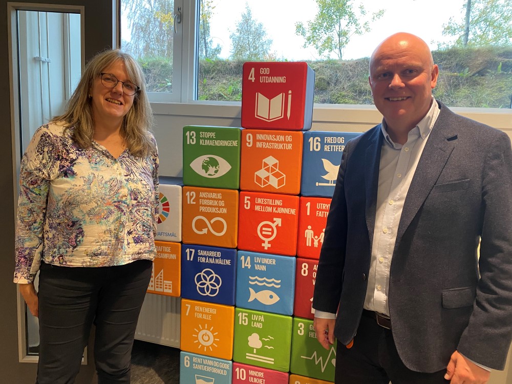 Kommunal- og samordningsdirektør Anne Kathrine Fossum og kommunedirektør i Kongsvinger Lars A. Uglem Foto: Lisbeth B. Huse. Kommunal- og samordningsdirektør Anne Kathrine Fossum og kommunedirektør i Kongsvinger Lars A. Uglem