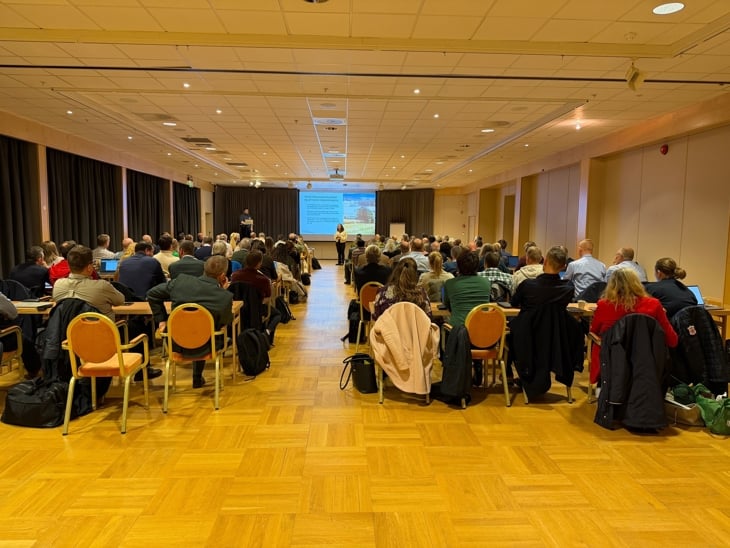 Bilde av deltagere i salen på beredskapskonferansen