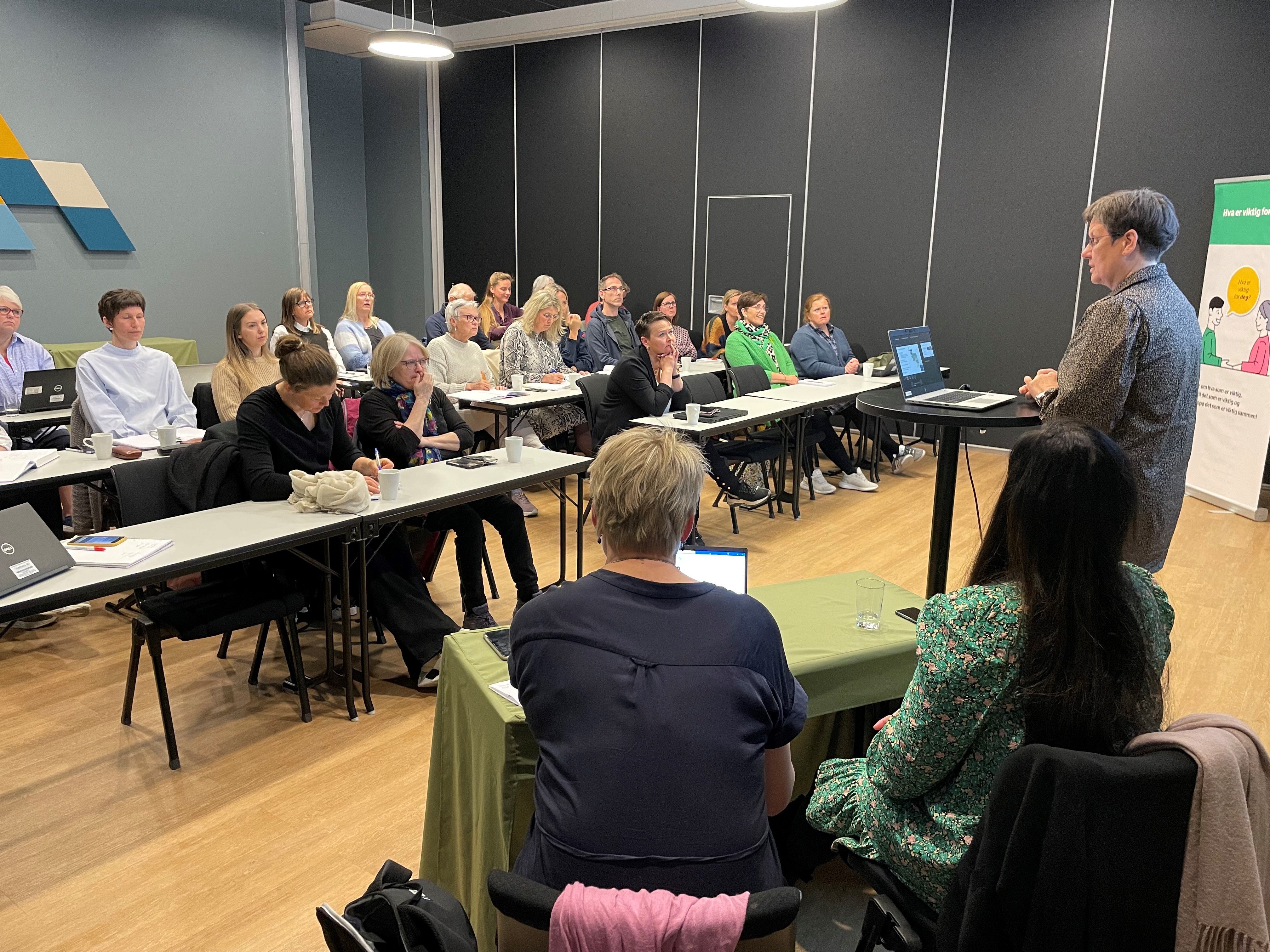 Regionalt støtteapparat for Leve hele livet har hatt dialogmøter med mange kommuner i Innlandet denne våren. Foto: Kristina Skamsar. Regionalt støtteapparat for Leve hele livet har hatt dialogmøter med mange kommuner i Innlandet denne våren.